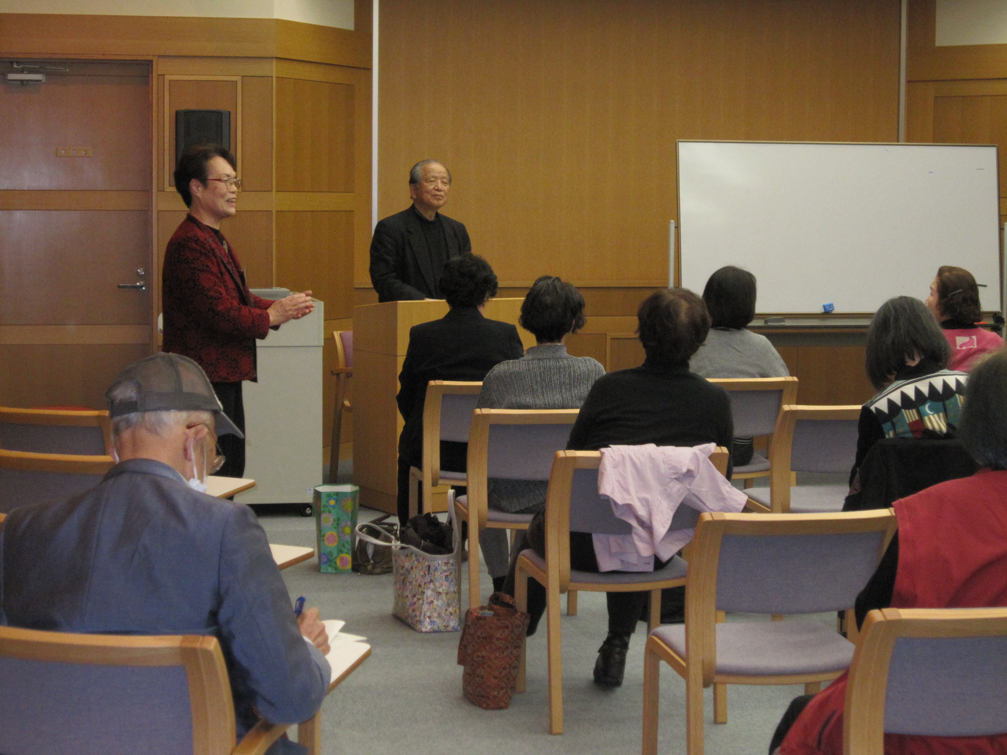 地域子育て創生事業｢立石おじさんの語りの学校｣講座の様子